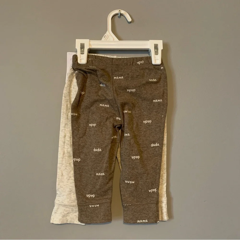 NWT. CARTER’S Gender Neutral 2 Piece Pants